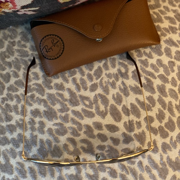 Ray-Ban Aviator Classic - Picture 2 of 4